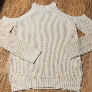 NWOT F21 Baby pink cold shoulders knit sweater